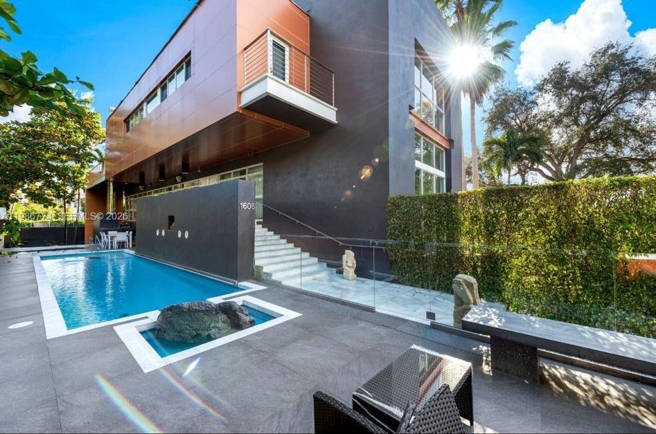 House in Miami, Florida, United States 1 - 17520321