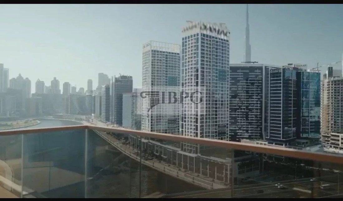 Apartment in Business Bay, Dubai, United Arab Emirates 1 - 17521136
