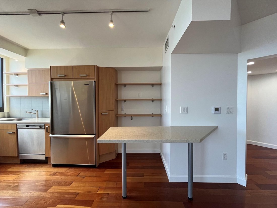 Condo in Miami Beach, Florida, United States 5 - 16798883