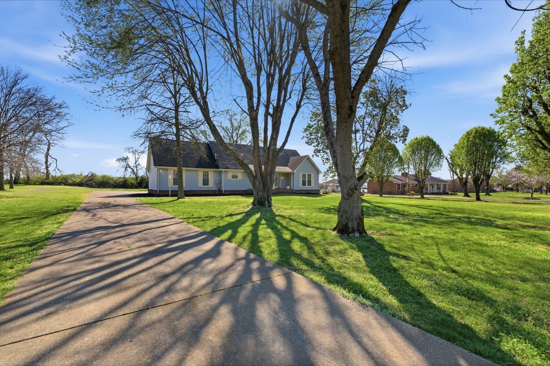 House in Gallatin, Tennessee, United States 1 - 17521055