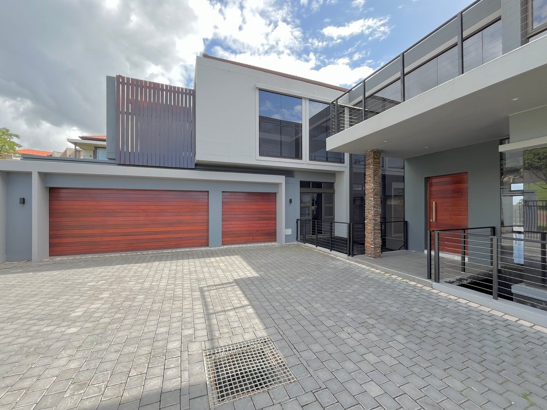 House in Blackburn, KwaZulu-Natal, South Africa 3 - 17522944