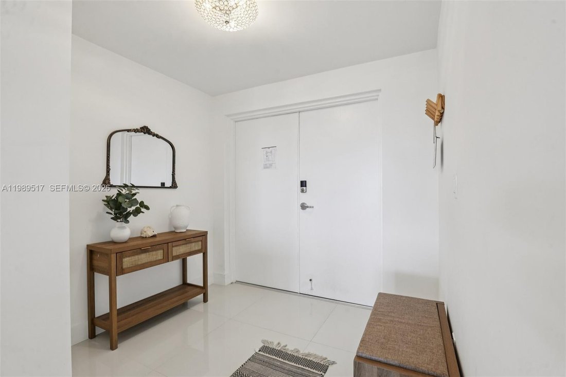 Condo in Bal Harbour, Florida, United States 4 - 17520105
