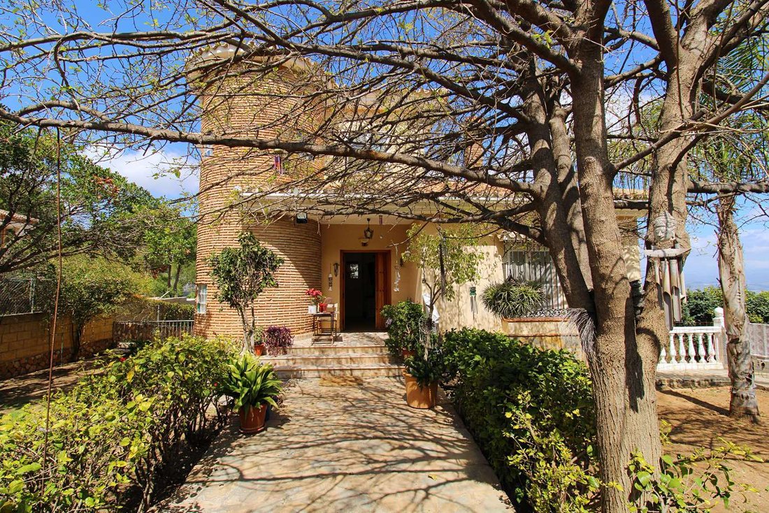 Villa in Alhaurin de la Torre, Andalusia, Spain 2 - 17523537