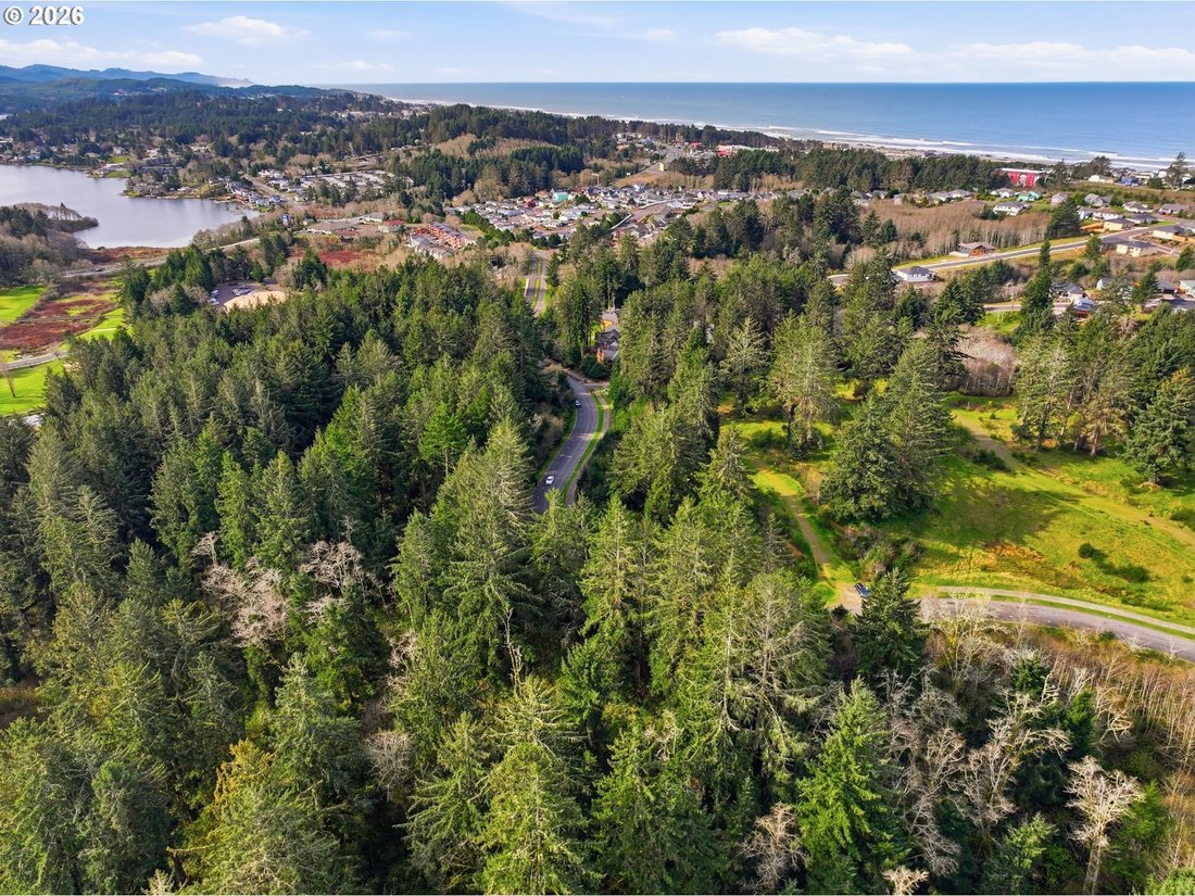Land in Lincoln City, Oregon, United States 4 - 14640826