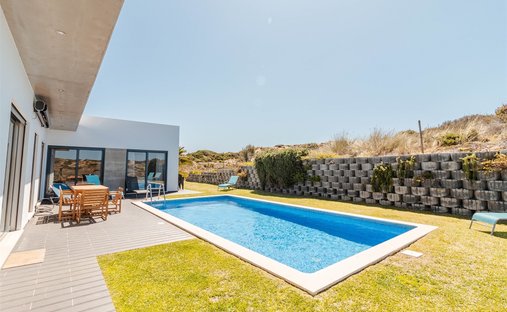 House in Bordeira, Algarve, Portugal 1