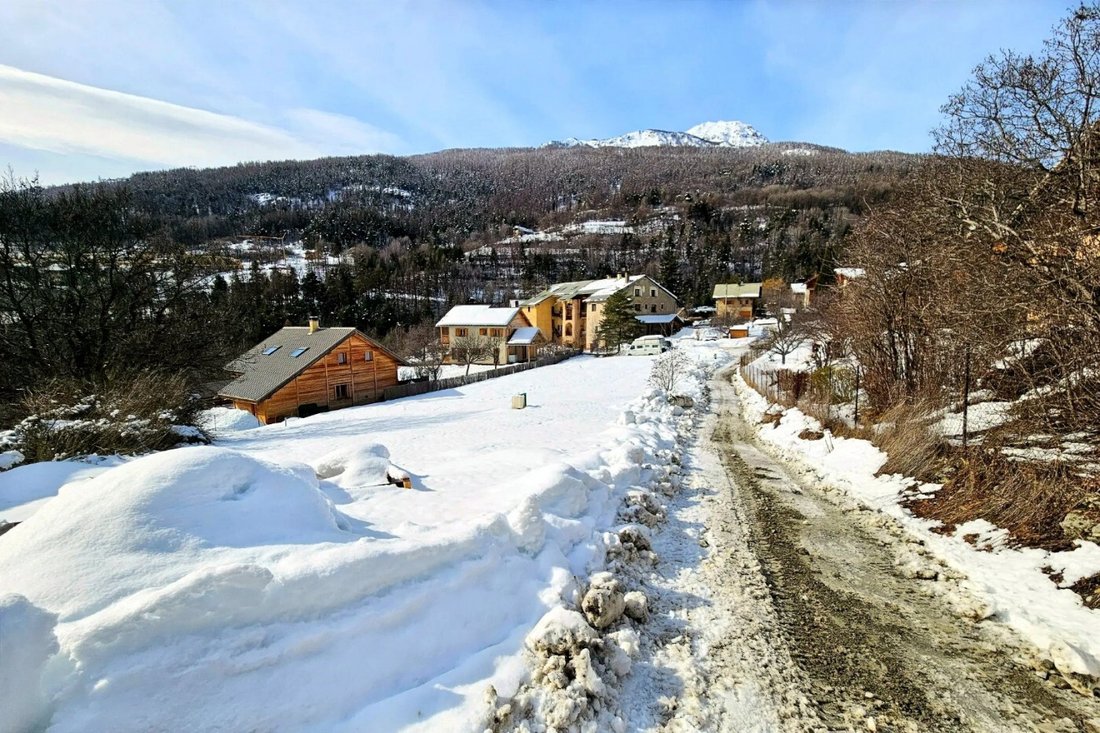 Chalet in Briançon, Provence-Alpes-Côte d'Azur, France 1 - 17524146