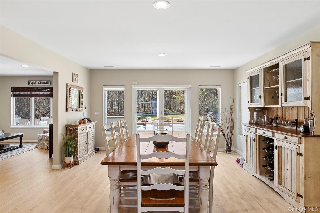 House in East Quogue, New York, United States 4 - 17519845
