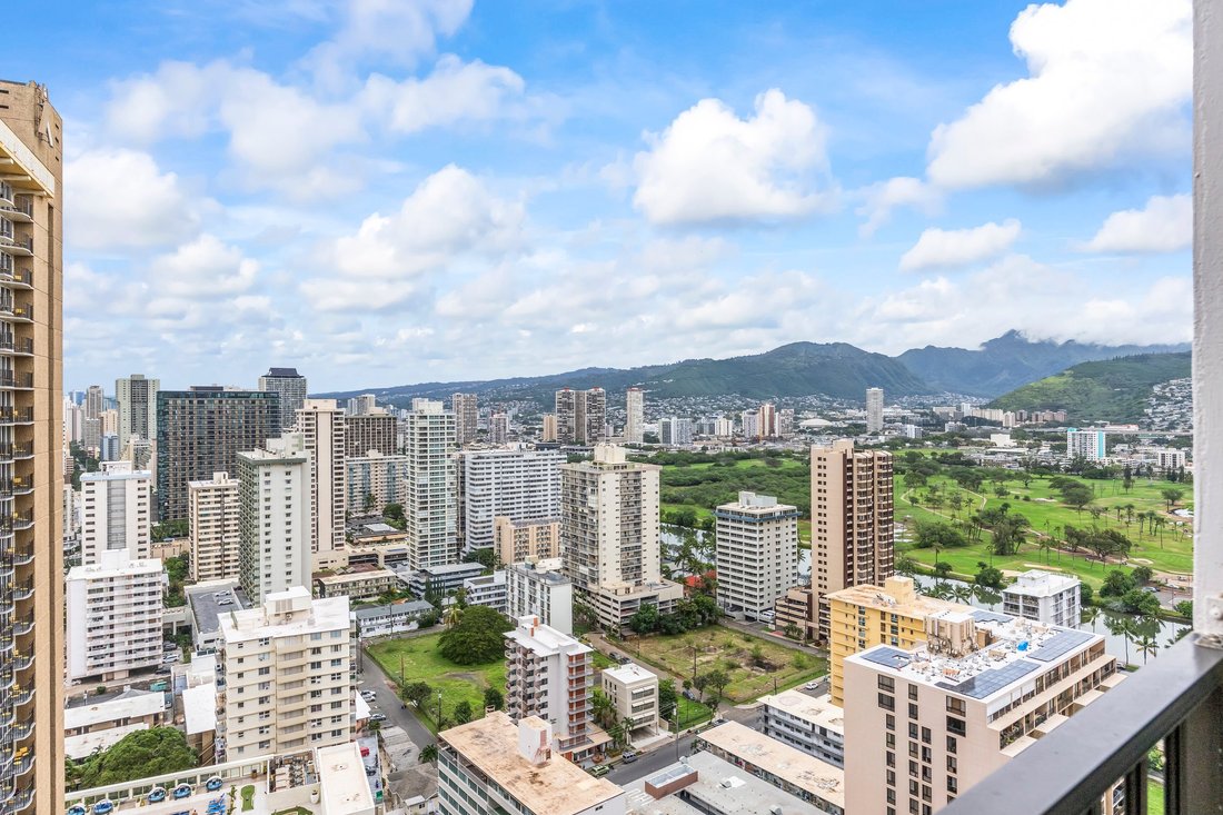 Condo in Honolulu, Hawaii, United States 2 - 17525761