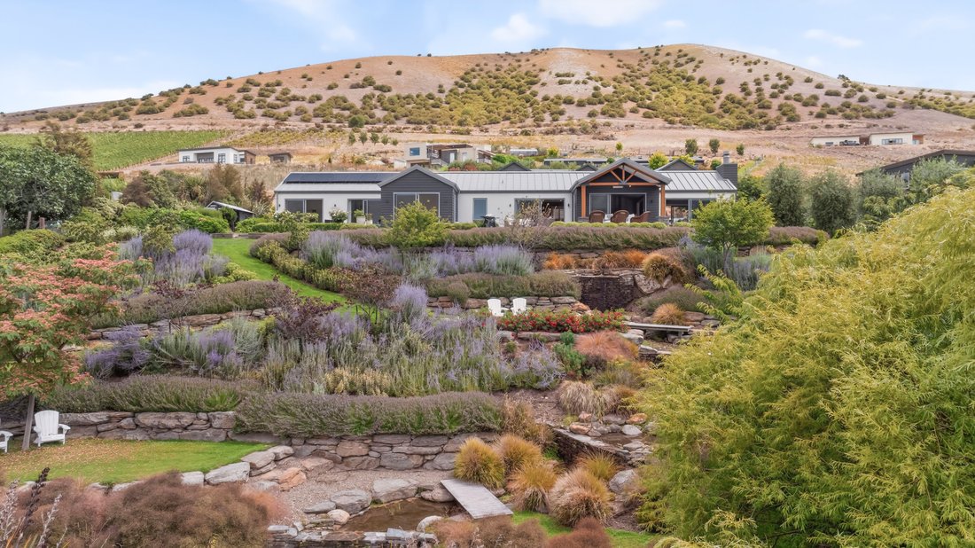 Lowburn, Otago, New Zealand 3 - 17525898