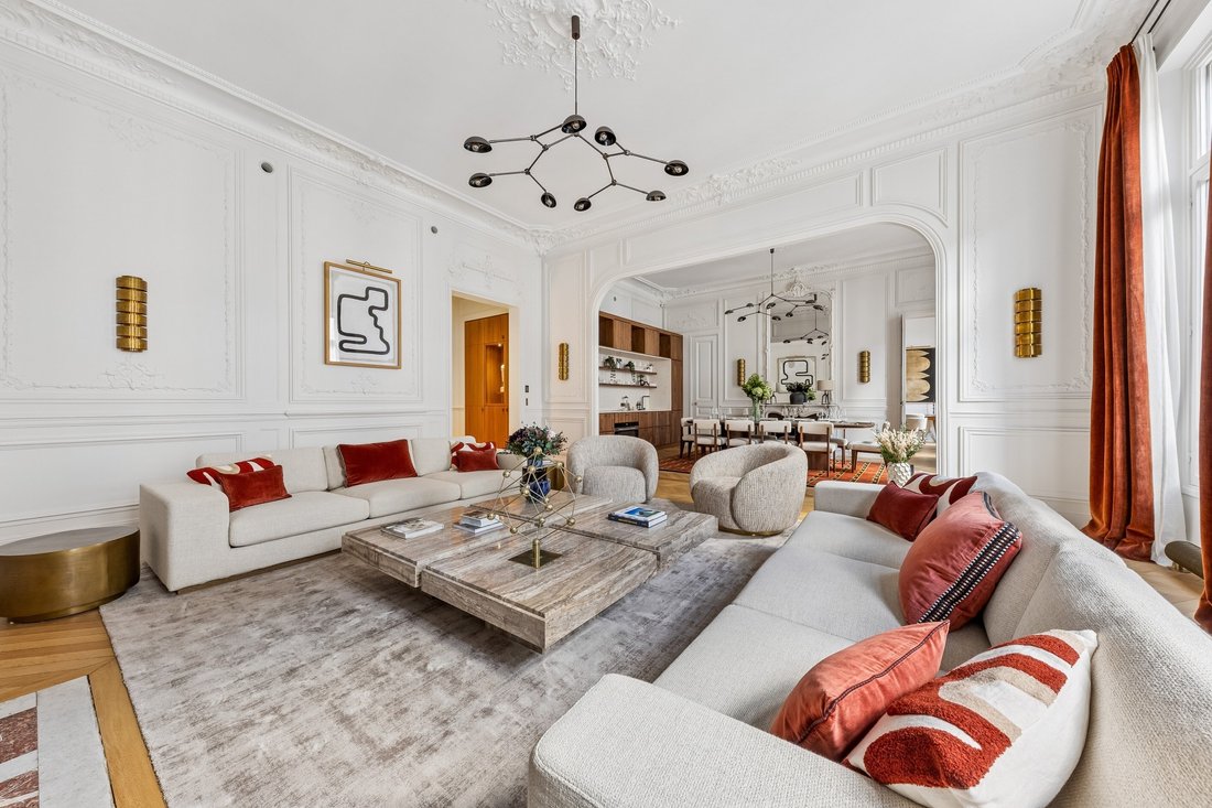 Apartment in Elysées-Madeleine, Paris 8e Arrondissement, Paris 4 - 17525685