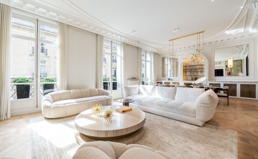 Apartment in Vaugirard-Parc des Expositions, Paris 15e Arrondissement, Paris 1