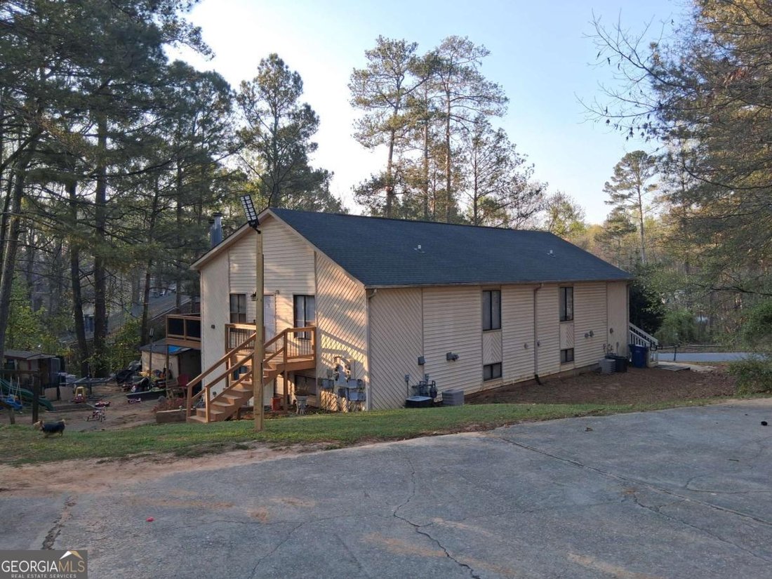 Norcross, Georgia, United States 3 - 17526192