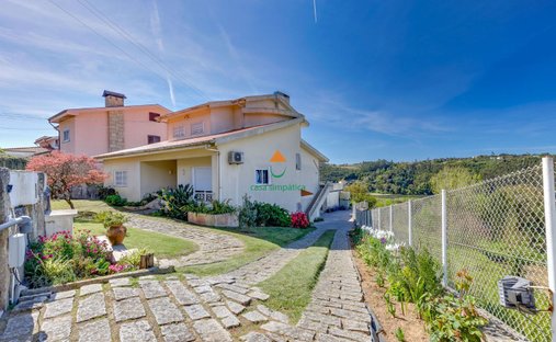 Villa in Gondomar (Sao Cosme), Valbom e Jovim, Porto District, Portugal 1