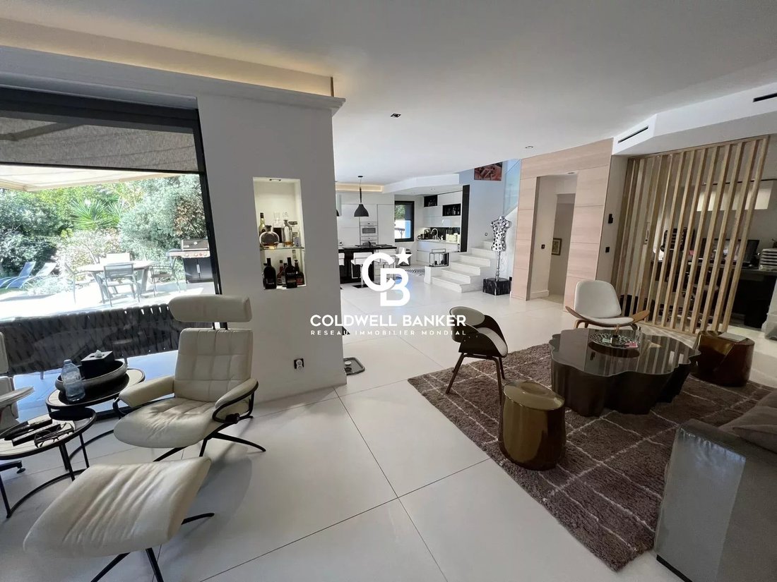 Villa in Pont du Lys-Antibes les Pins, Antibes, France 5 - 17526209