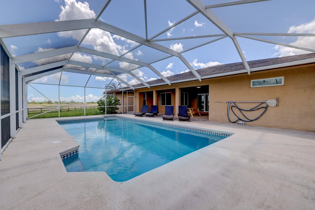 House in Fort Pierce, Florida, United States 4 - 16632913