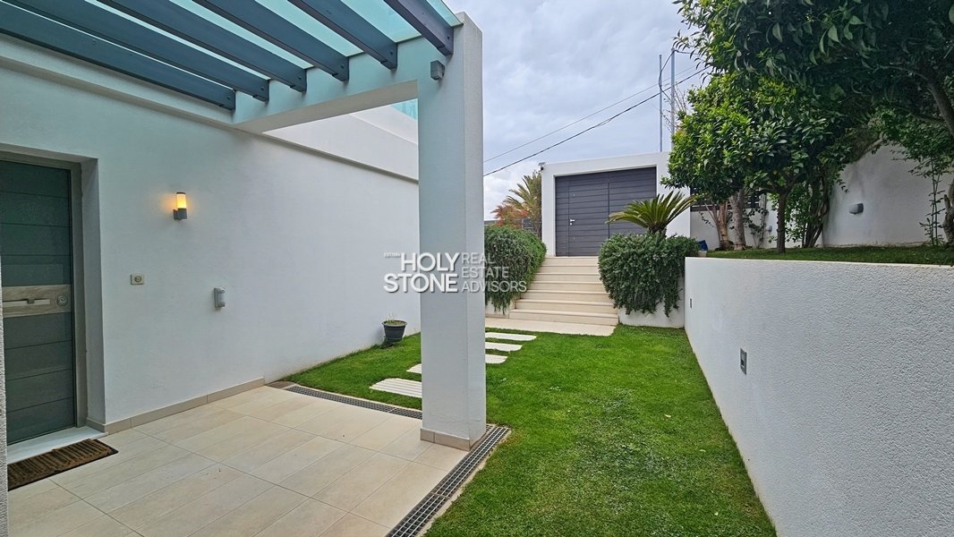 Villa in Kalyvia Thorikou, Attica, Greece 3 - 17526578