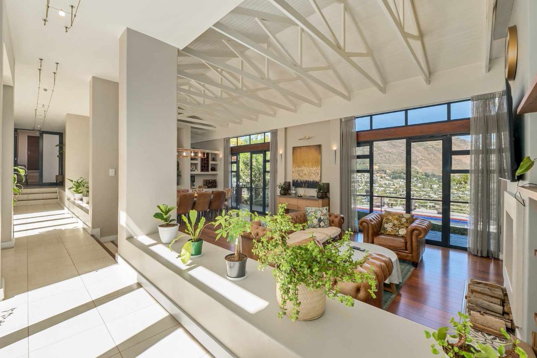 House in Scott Estate, Cape Town, South Africa 3 - 17526387