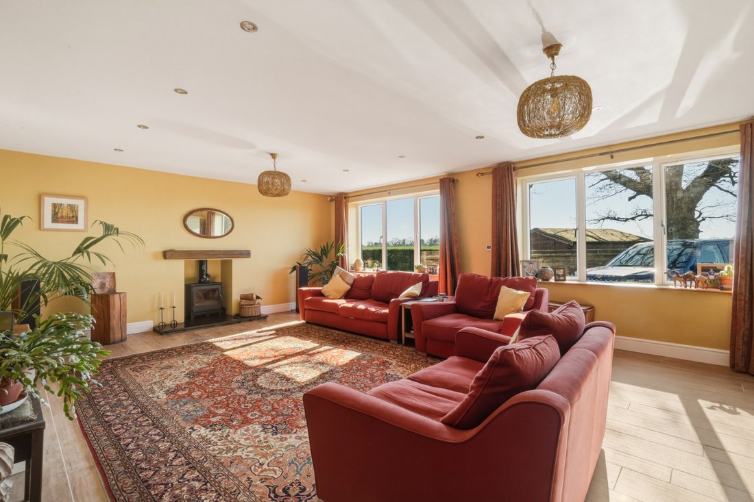 Haus in Hatfield Heath, England 4 - 17526410