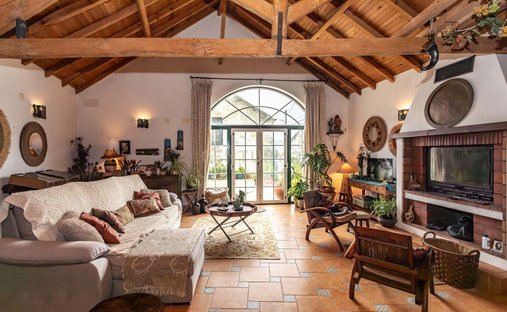 Villa in Malveira e Sao Miguel de Alcainca, Lisbon, Portugal 1
