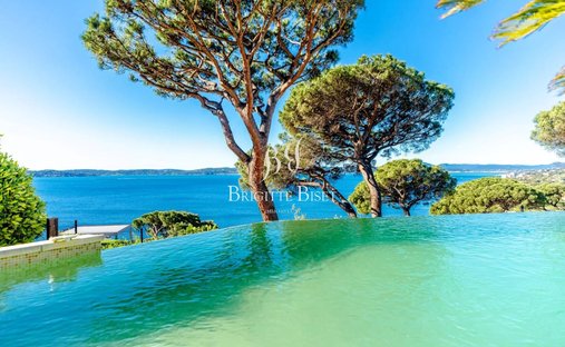 Villa in Nartelle-Noyer-Bellevue-bd des Sardinaux, Sainte-Maxime, France 1