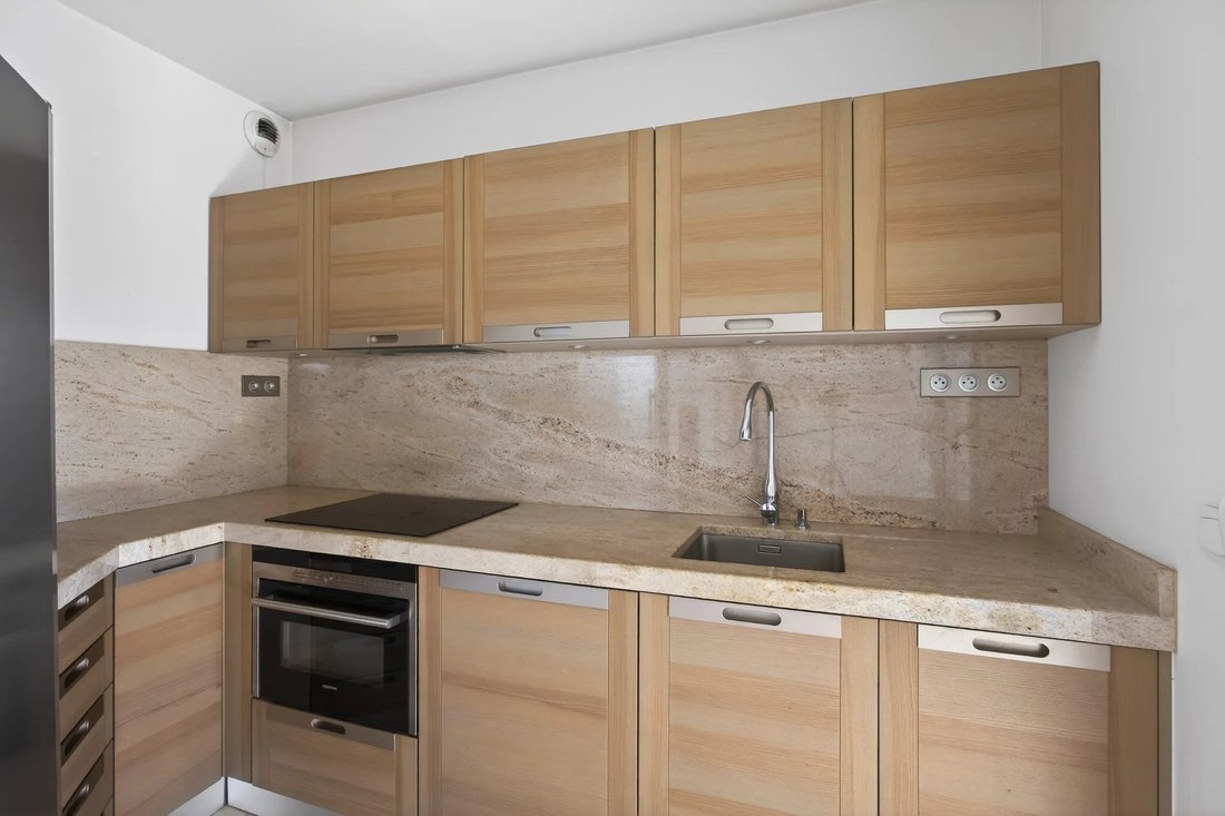 Apartment in Juan les Pins-Gallice, Antibes, France 5 - 17526539
