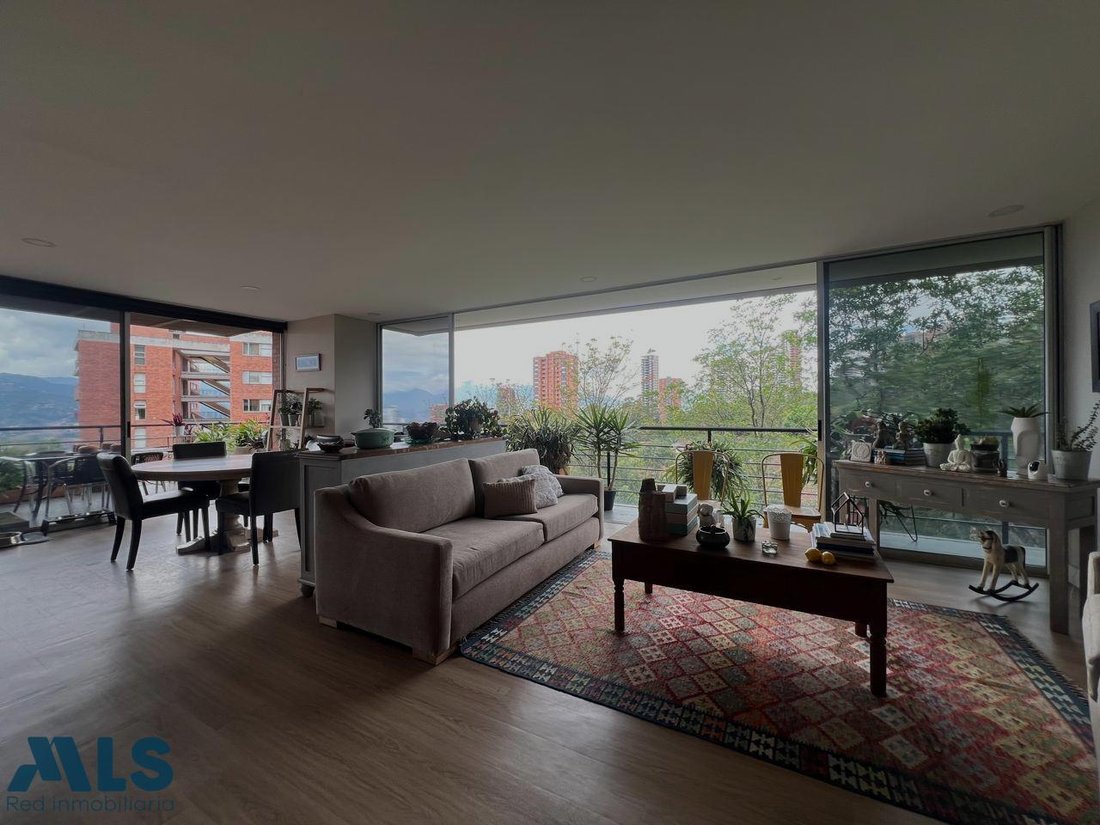 Apartment in Envigado, Antioquia, Colombia 4 - 17526495