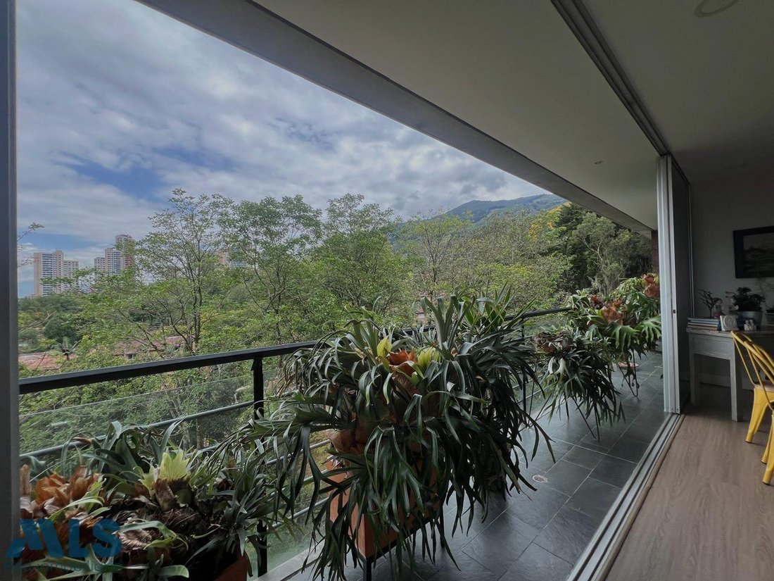 Apartment in Envigado, Antioquia, Colombia 1 - 17526495