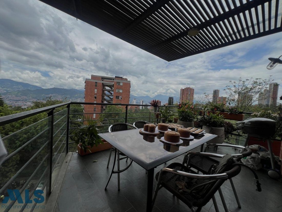 Apartment in Envigado, Antioquia, Colombia 5 - 17526495