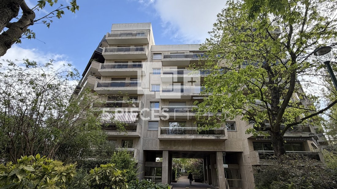 Apartment in La Plaine des Sablons, Neuilly-sur-Seine, France 3 - 17526565