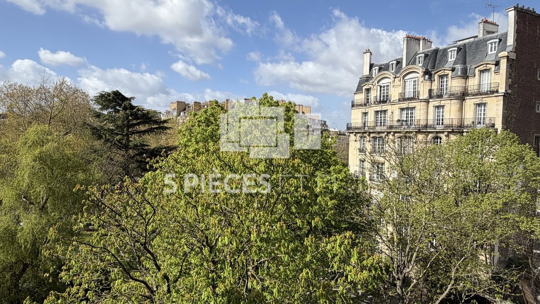 Apartment in La Plaine des Sablons, Neuilly-sur-Seine, France 1 - 17526565
