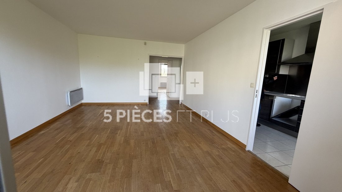 Apartment in La Fourche-Guy Môquet, Paris 17e Arrondissement, Paris 5 - 17526570