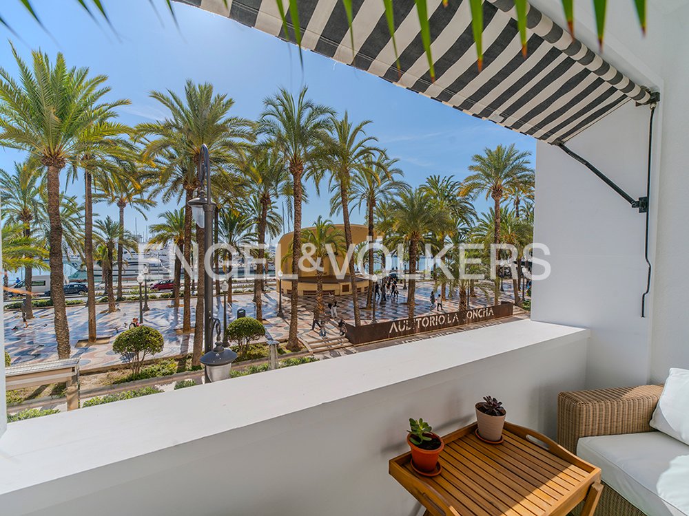 Apartment in Alicante, Valencian Community, Spain 2 - 17526671