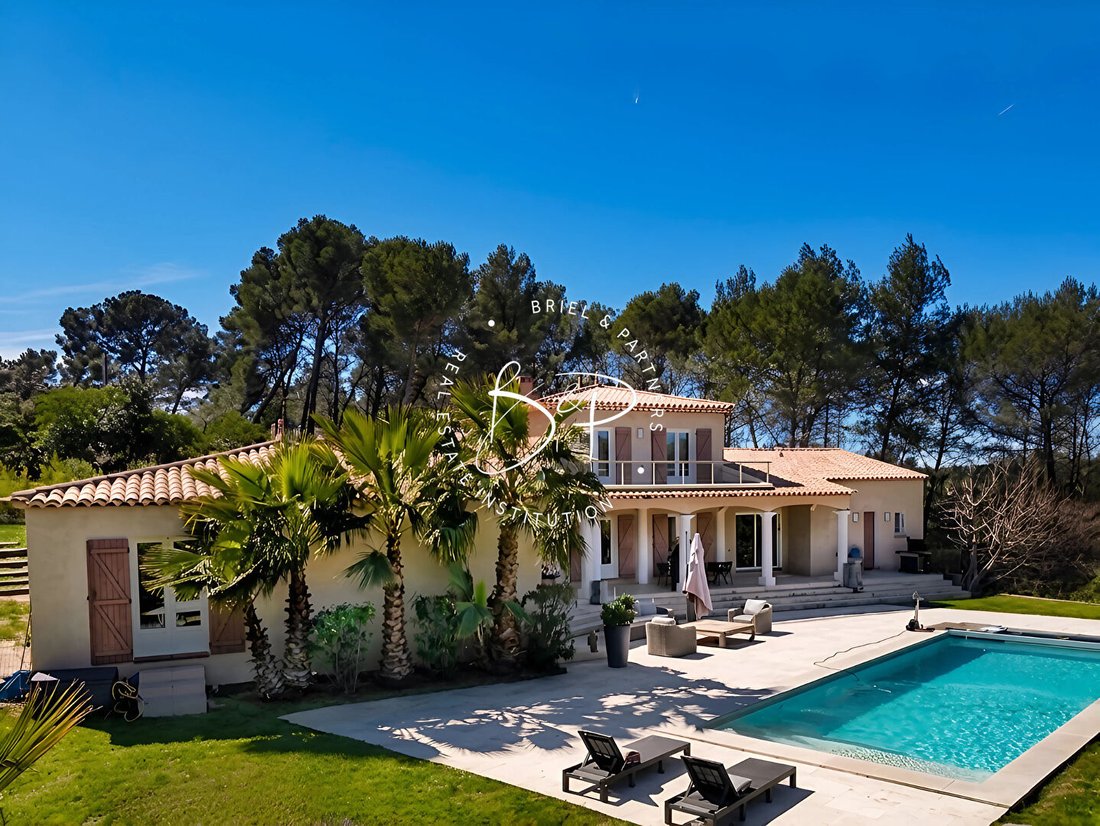 Villa in Centre Ancien, Draguignan, France 2 - 17526591