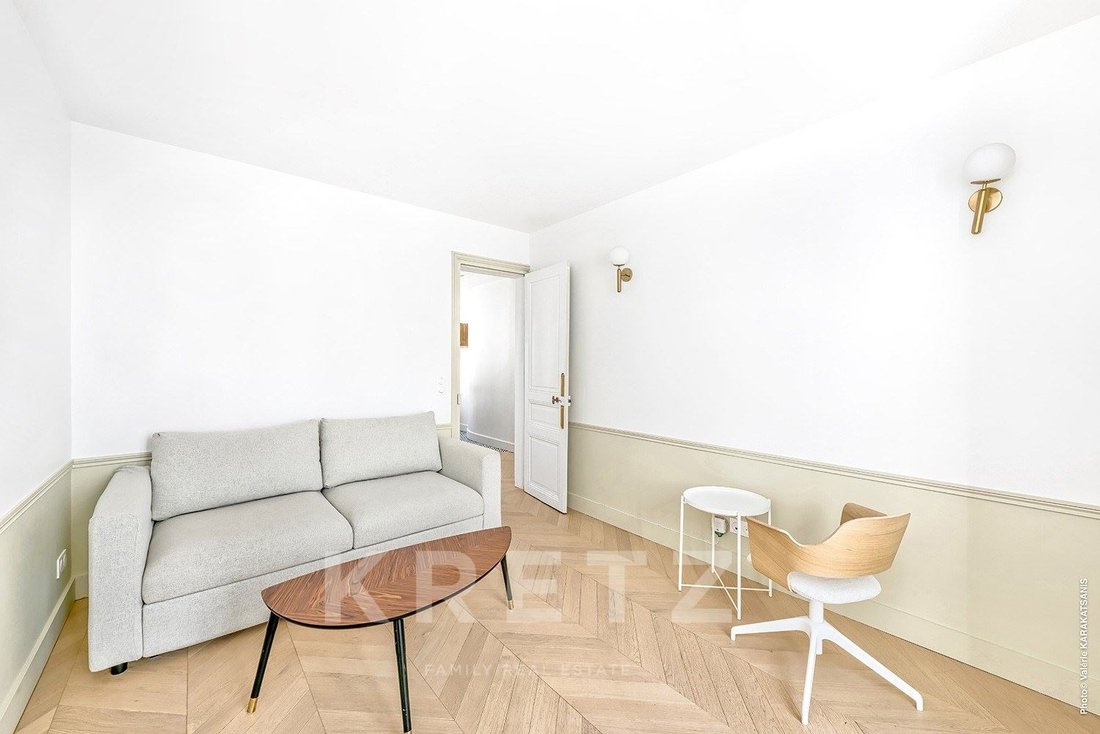 Apartment in Gros Caillou, Paris 7e Arrondissement, Paris 4 - 17526907
