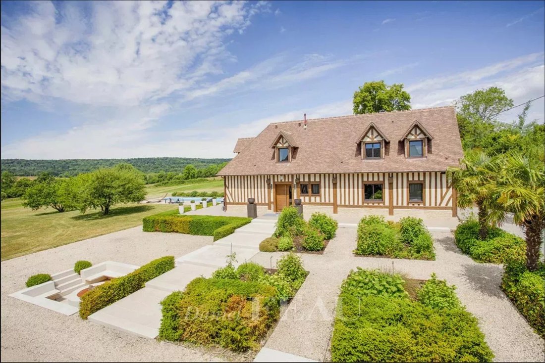 Estate in Pont-l'Évêque, Normandy, France 4 - 17526665
