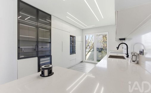 Apartment in Santa Iria de Azoia, Sao Joao da Talha e Bobadela, Lisbon, Portugal 1