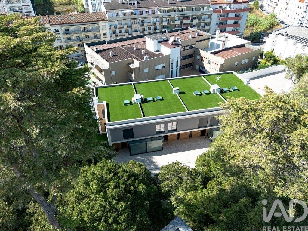 Townhouse in Leiria, Pousos, Barreira e Cortes, Leiria District, Portugal 4 - 16001597