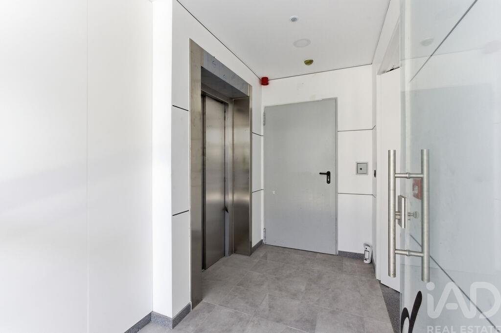 Apartment in Santa Iria de Azoia, Sao Joao da Talha e Bobadela, Lisbon, Portugal 3 - 15717991