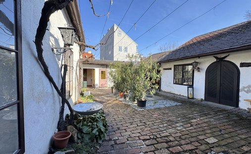House in Klosterneuburg, Lower Austria, Austria 1