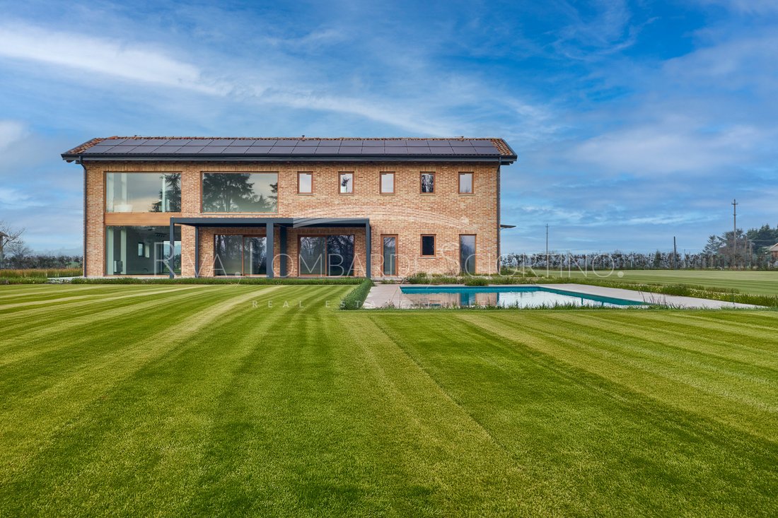 Villa in Center, Valenza, Piedmont 3 - 17526950