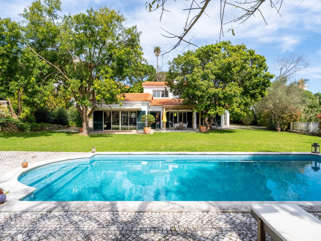Villa in Alcabideche, Lisbon, Portugal 1 - 17529534