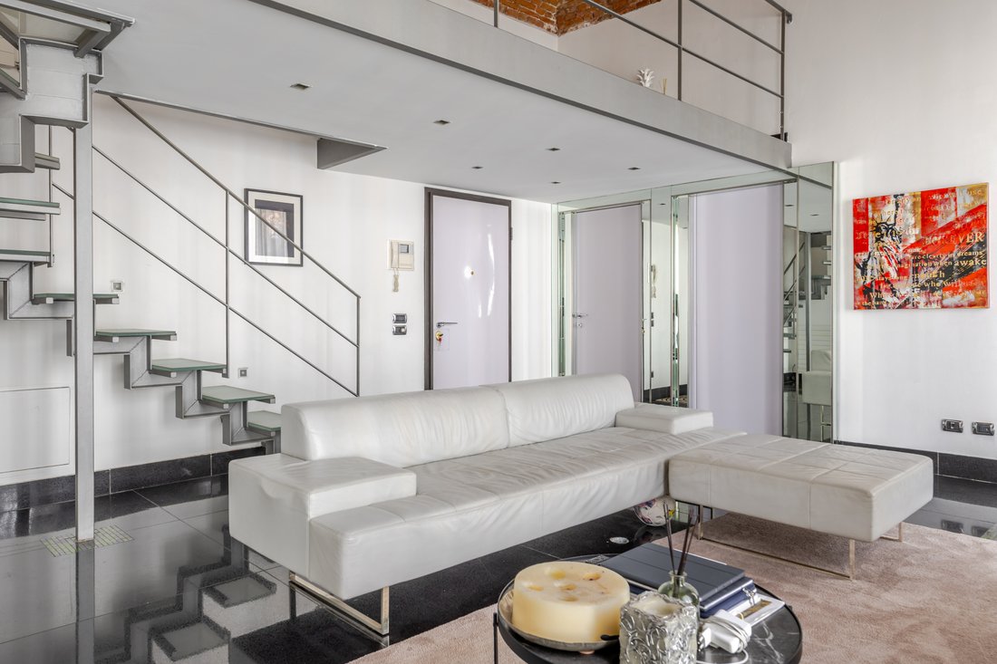Apartment in Historic Center, Milan, Lombardy 5 - 17527058
