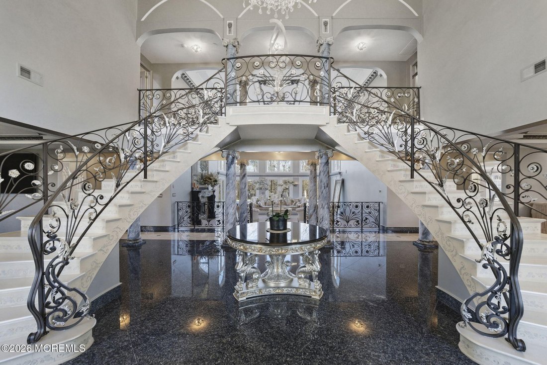 House in Colts Neck, New Jersey, United States 4 - 17527607