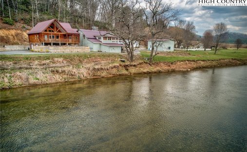 House in Fleetwood, North Carolina, United States 1