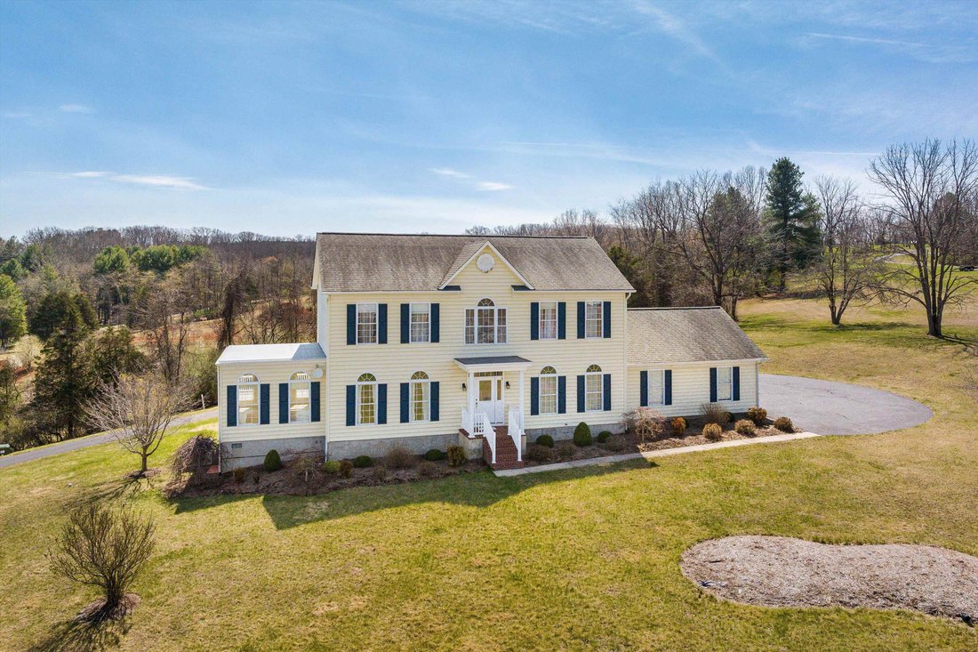 House in Staunton, Virginia, United States 4 - 17527611