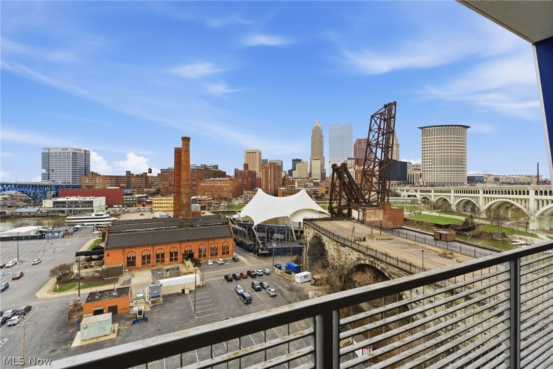 Condo in Cleveland, Ohio, United States 2 - 17528217