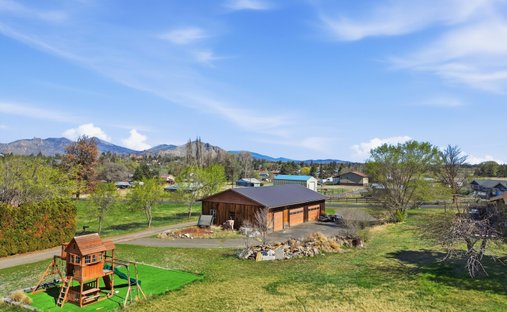 House in Terrebonne, Oregon, United States 1