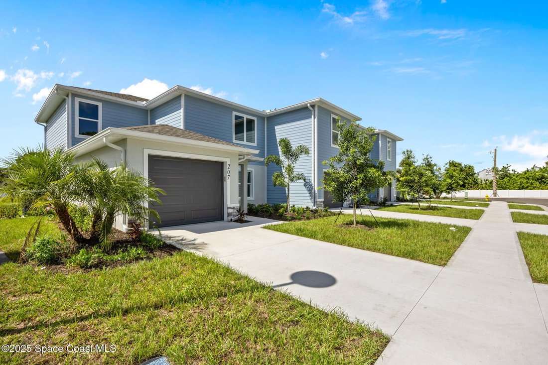 Melbourne, Florida, United States 3 - 17527348