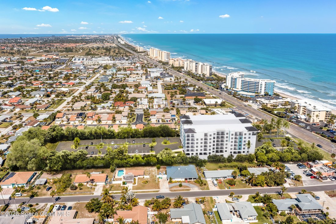 Condo in Indian Harbour Beach, Florida, United States 5 - 17527357