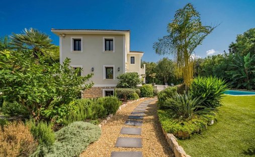 House in Lagare, Antibes, France 1